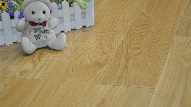 上海实木门批发价格揭秘：如何选择性价比之选**